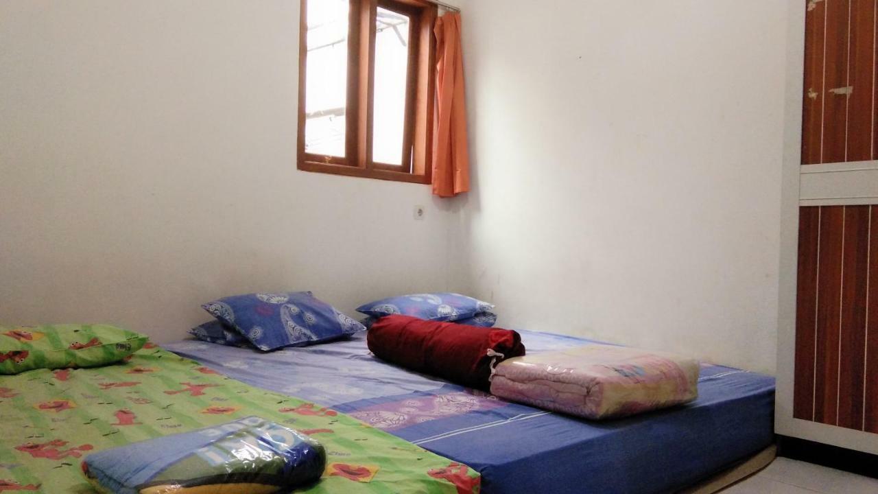 Jiddan Syariah Redpartner Hotel Lembang Exterior photo